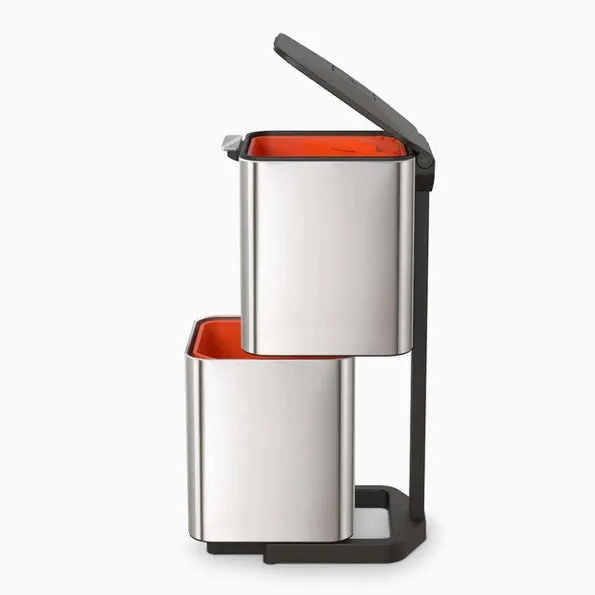 Cubo de basura Totem, 40L compact grafito, de Joseph & Joseph.