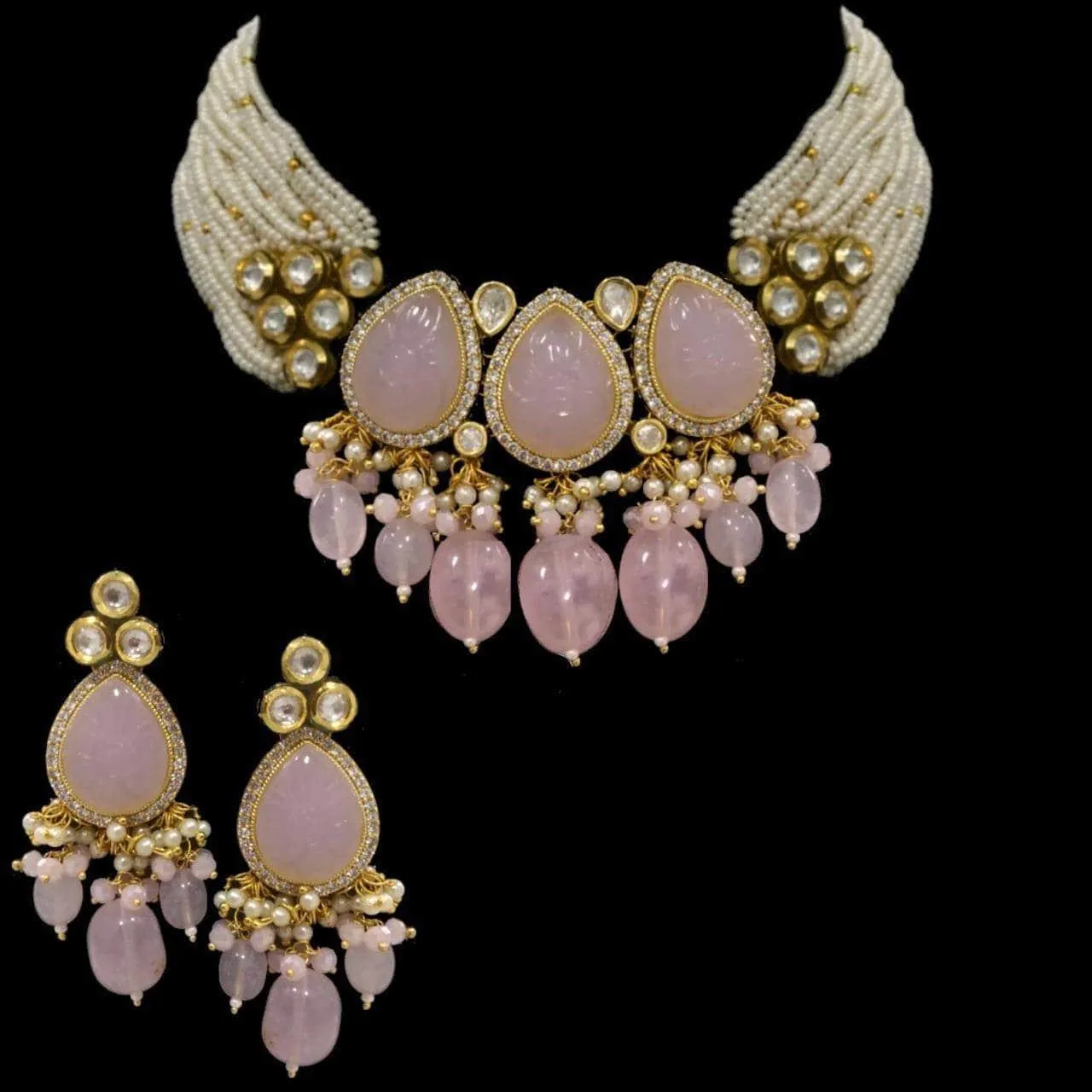 Delicate Carving Stones Choker Set